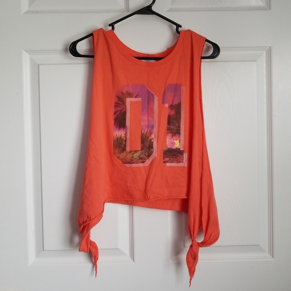 Cut out tank